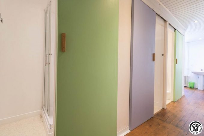 31G400994-f71eda6dfe3b4c69819d46cf7061fd59