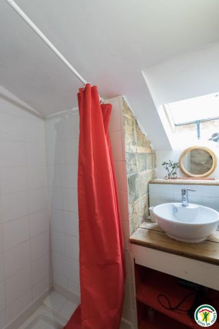 31G401200-b78fe2ce58a94a1dadb9f3c83397d59f