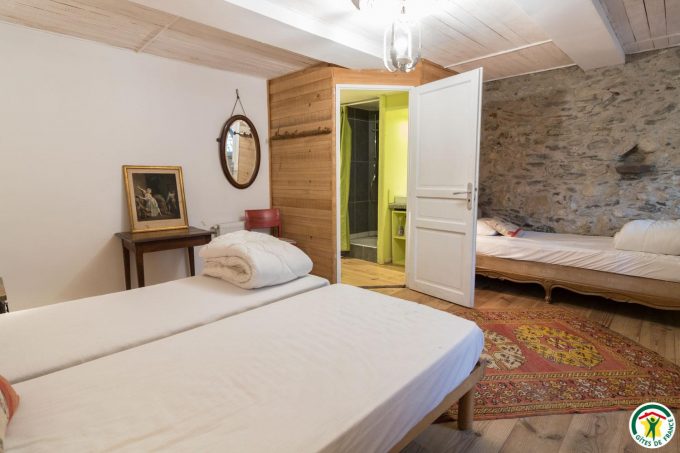 31G401200-d6cbf067e0f04405864d03e10826c647