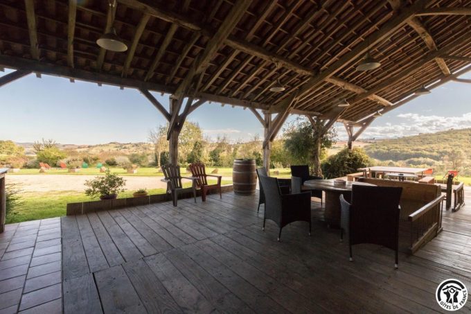 31G401244-8904a7d47920442eada24e6075e8ae61