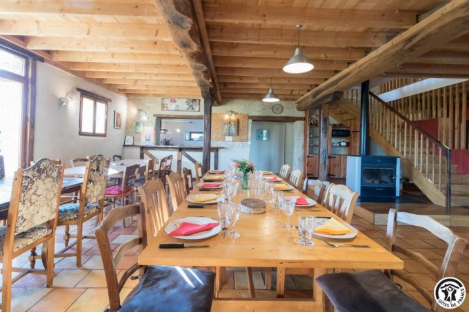 31G401244-9e897b73c26f41b0ba83086a95b3f1cf