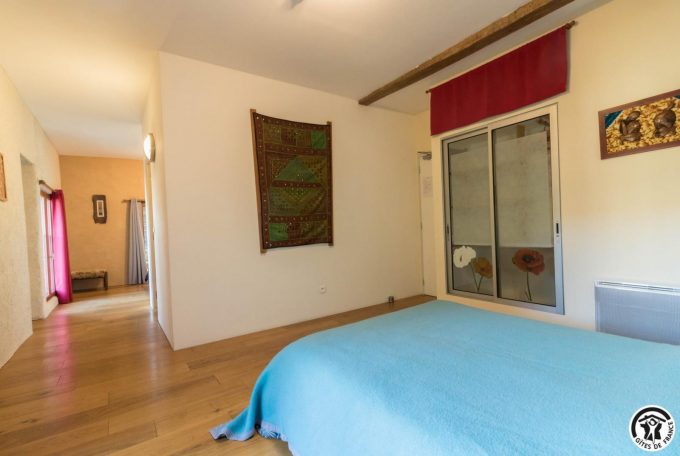 31G401244-bae5cbc731b44bed9d3be2d263f29a58