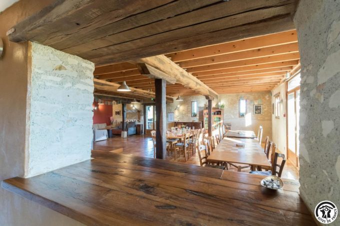 31G401244-e9ac4da11b904649a163d9fd50353895