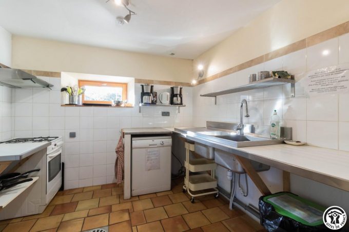 31G401244-fb72d17b21f04ac88f249301e242a423