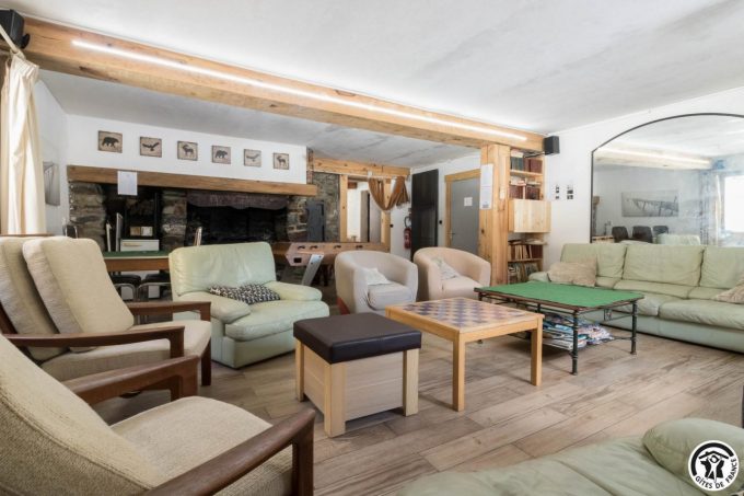 31G401468-03ac22cc37004bf285362bd64a70a50e