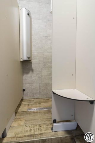 31G401468-0b26264fab4b44e5895d7b8ea42d6232