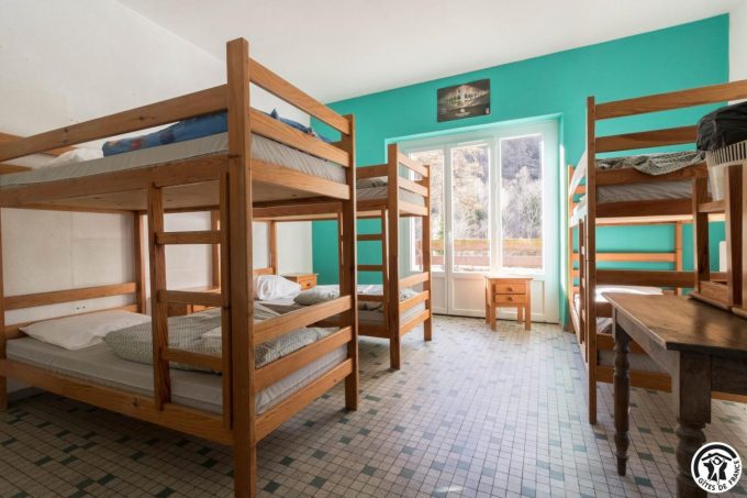 31G401468-b2c2c43cb77d40e590cb272a2fa1ffce