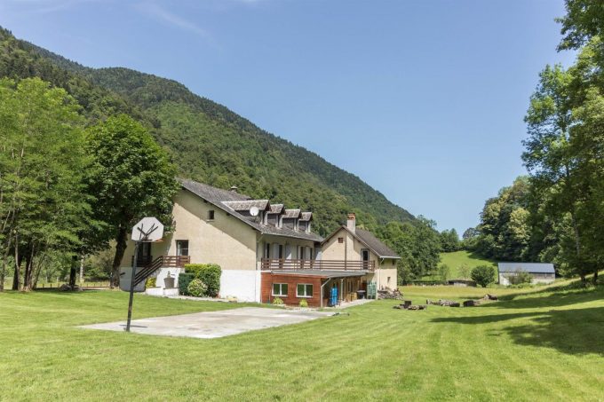 31G401468-d3f45062025d4a309f2636406c3e60a9