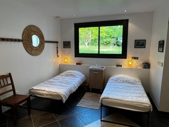 654ee855-d28c-4aaf-8274-da49d1af6b09