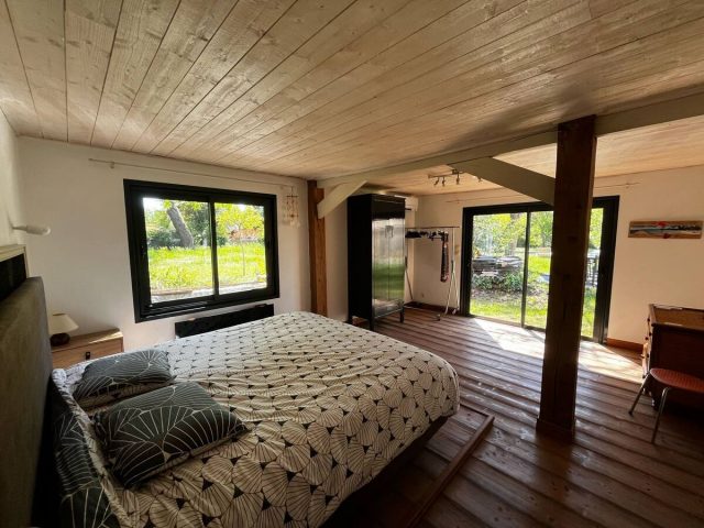 6a057de9-b3fa-4724-8d44-09d68bd66504