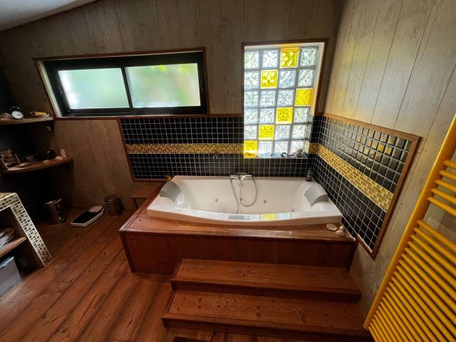 95842922-2a1e-4d7b-a83e-c05022d3ce2a-2