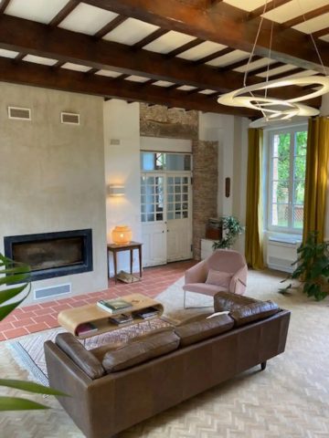 9afae520-f8b5-4284-b66a-56967f1277c5-2