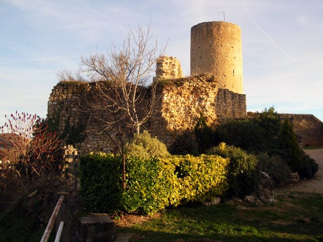 AURIGNAC—chateau—OTI-DestinationCommingesPyrenees