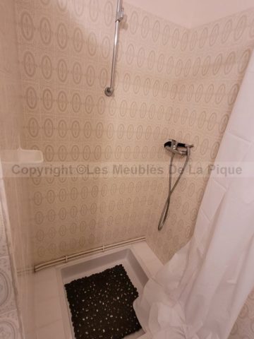 Appartement-1-douche-2