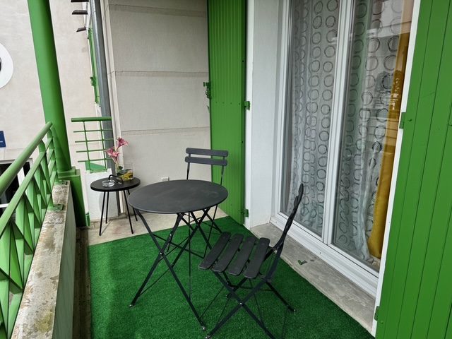 Appartement-avec-parking—La-terrasse—Montrejeau-Comminges-Pyrenees