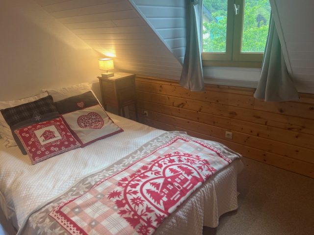 CHAMBRE-BLANCLE-HAUT