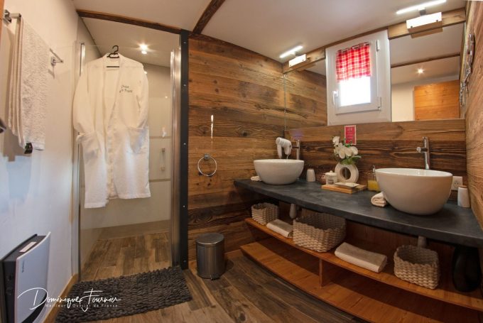 Chalet-les-prairie-sdb-luchon-pyrenees31-3