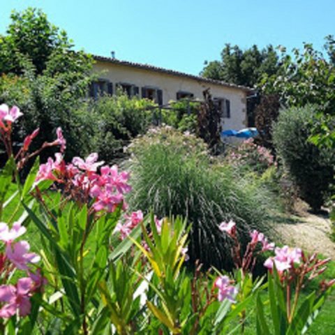 Gite-Manon–Cazac–Le-jardin