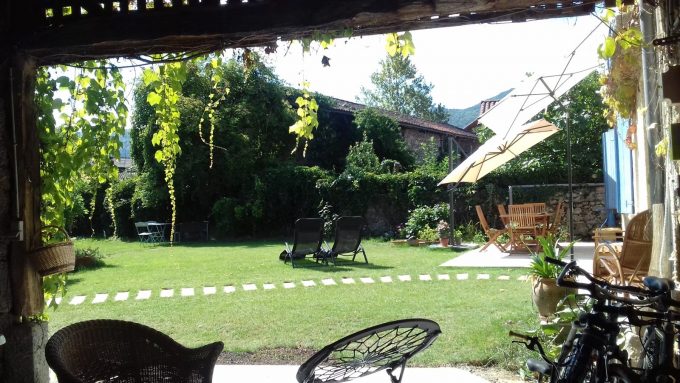 Jardin-vue-de-desous-la-grange