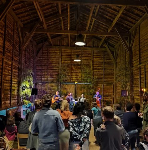 Le-sechoir–salle-concert–les-jardins-du-Flouran–l-Isle-En-Dodon–2-