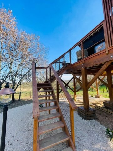 O-cabanes-calines–escaliers—Cardeilhac-Comminges-Pyrenees