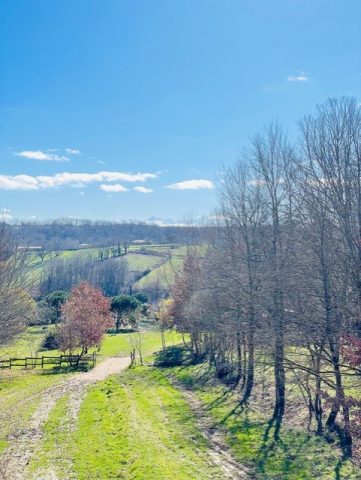 O-cabanes-calines–panorama–Cardeilhac-Comminges-Pyrenees