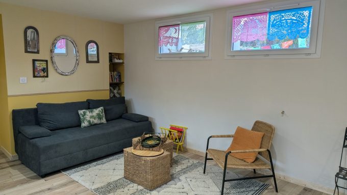 PXL-20251101-081509012