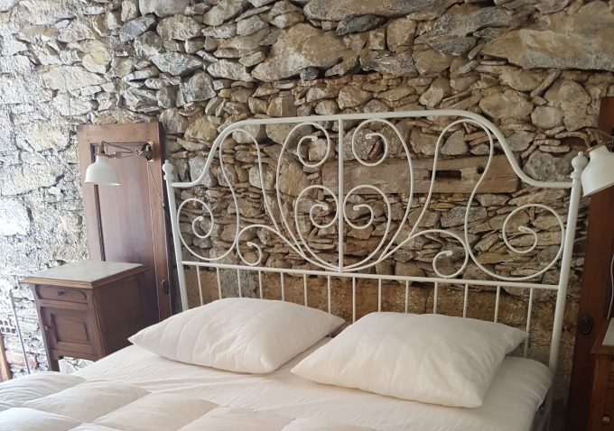 Pyrenees-Passions-6—Sleeping-Kingsize—Vignemale