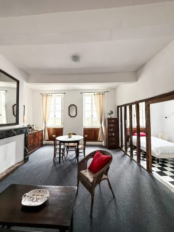 Saint-Laurans-Suite-4-Salon-Aurignac-Comminges-Pyrenees
