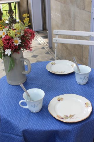 Villa-Margalideto-Saint-Gaudens–Petit-dejeuner-en-terrasse–Comminges-Pyrenees2-2