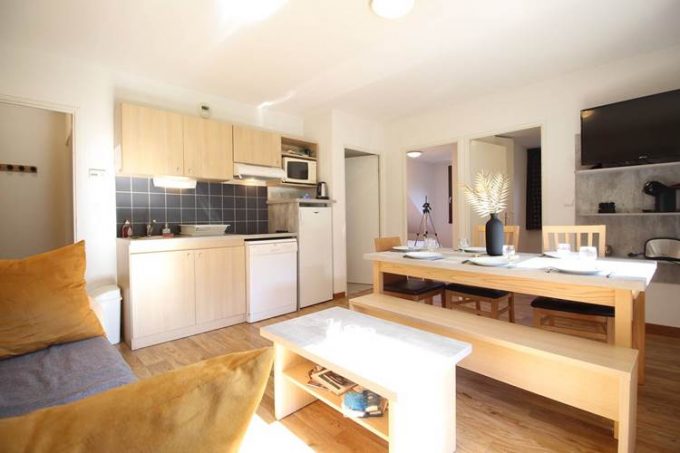 appartement-JR2307-residence-jardin-du-ramel-achante-sejour2-pyrenees31