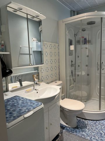 appartement-barcelot-luchon-sdb-pyrenees31–1-