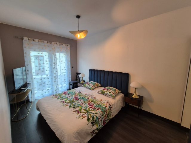 appartement-bolzoni-t3-luchon–sejour-pyrenees31–3-