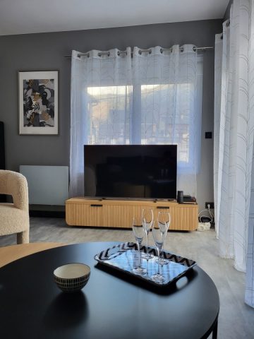 appartement-bolzoni-t3-luchon–sejour-pyrenees31–5-