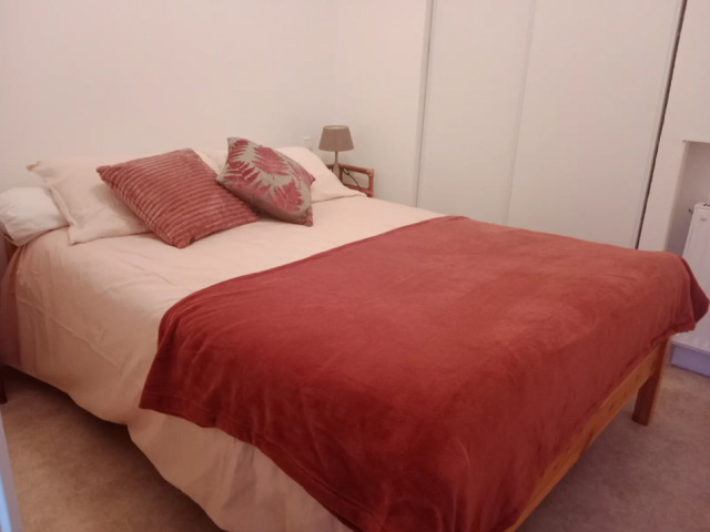 appartement-saoussat-lit-double–maison-luchon-pyrenees31