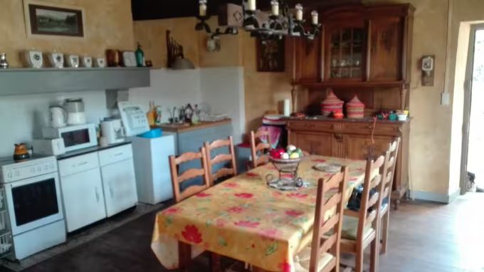 c0cc12f1-4841-4aa7-9a60-9df6f28a5d7d