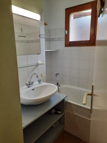 cfdff7c7-9406-4f79-a2c2-0f0b7a40eb72