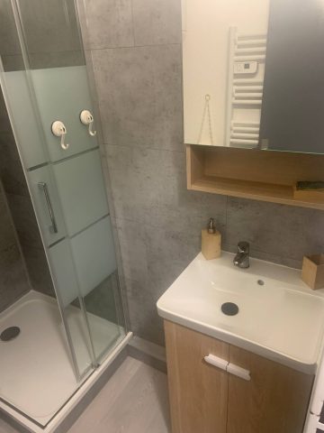 d5ff7810-22ab-46a8-8a09-f6cf866750a9