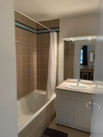 les-sequoias-appartement-sdb-luchon-pyrenees31