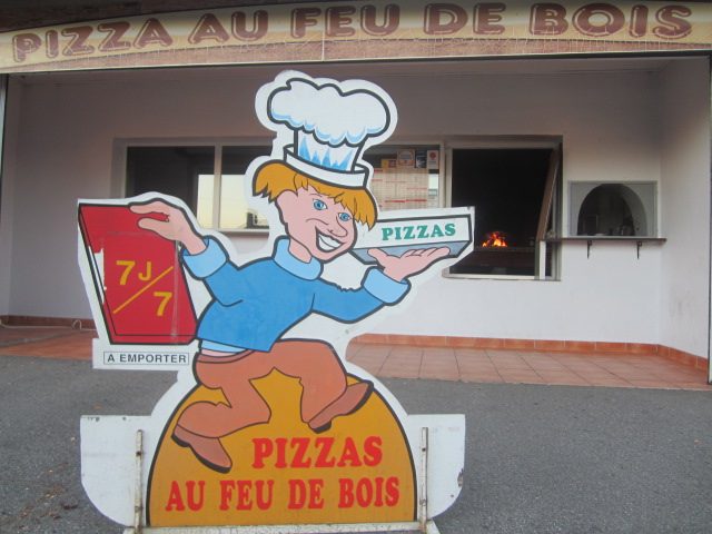 pizzaaufeudeboissaintgaudens