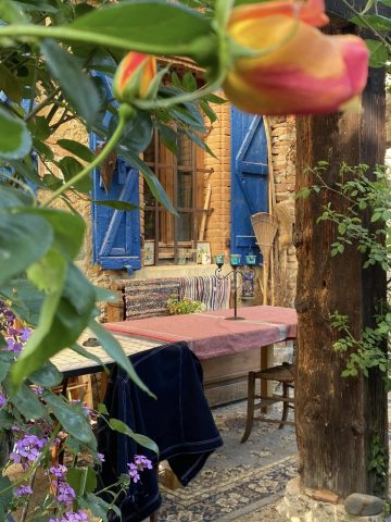 rieuxvolvestre-lagrangebleue-terrasse-lagrangebleue