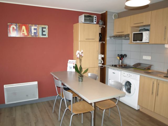 studio-n3-le-vieux-moulin-luchon-cuisine-pyrenees31