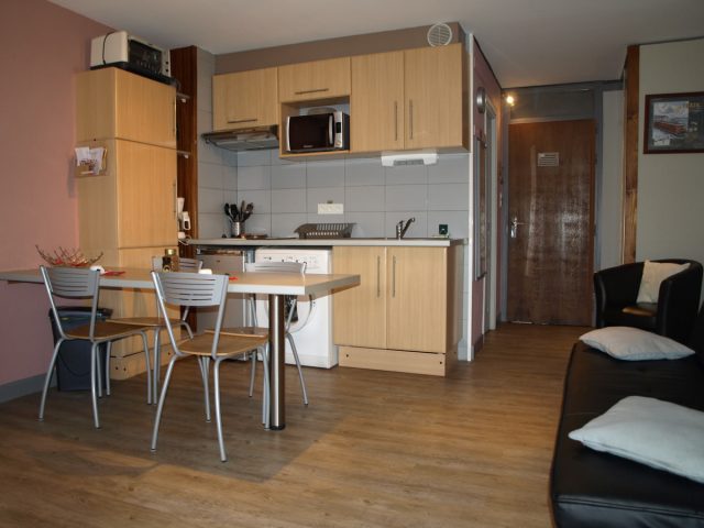 studio-n8-le-vieux-moulin-luchon-cuisine-pyrenees31